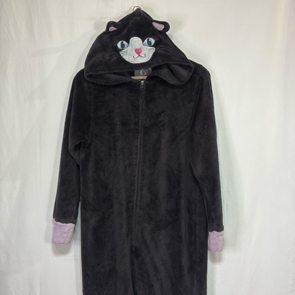 👯‍♀️ PJ couture, black cat hooded fleece one piece